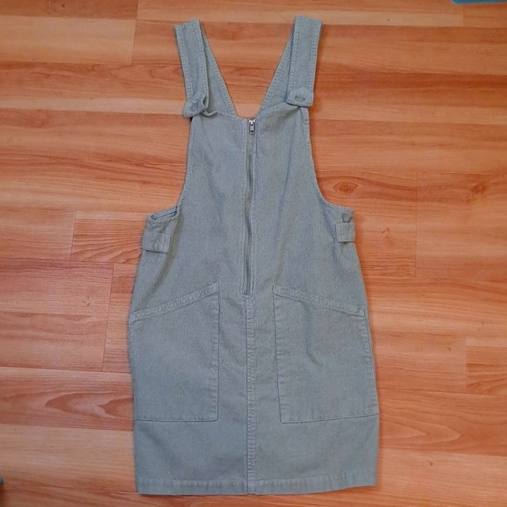 Medium, Wild fable brand, skirtall, light green